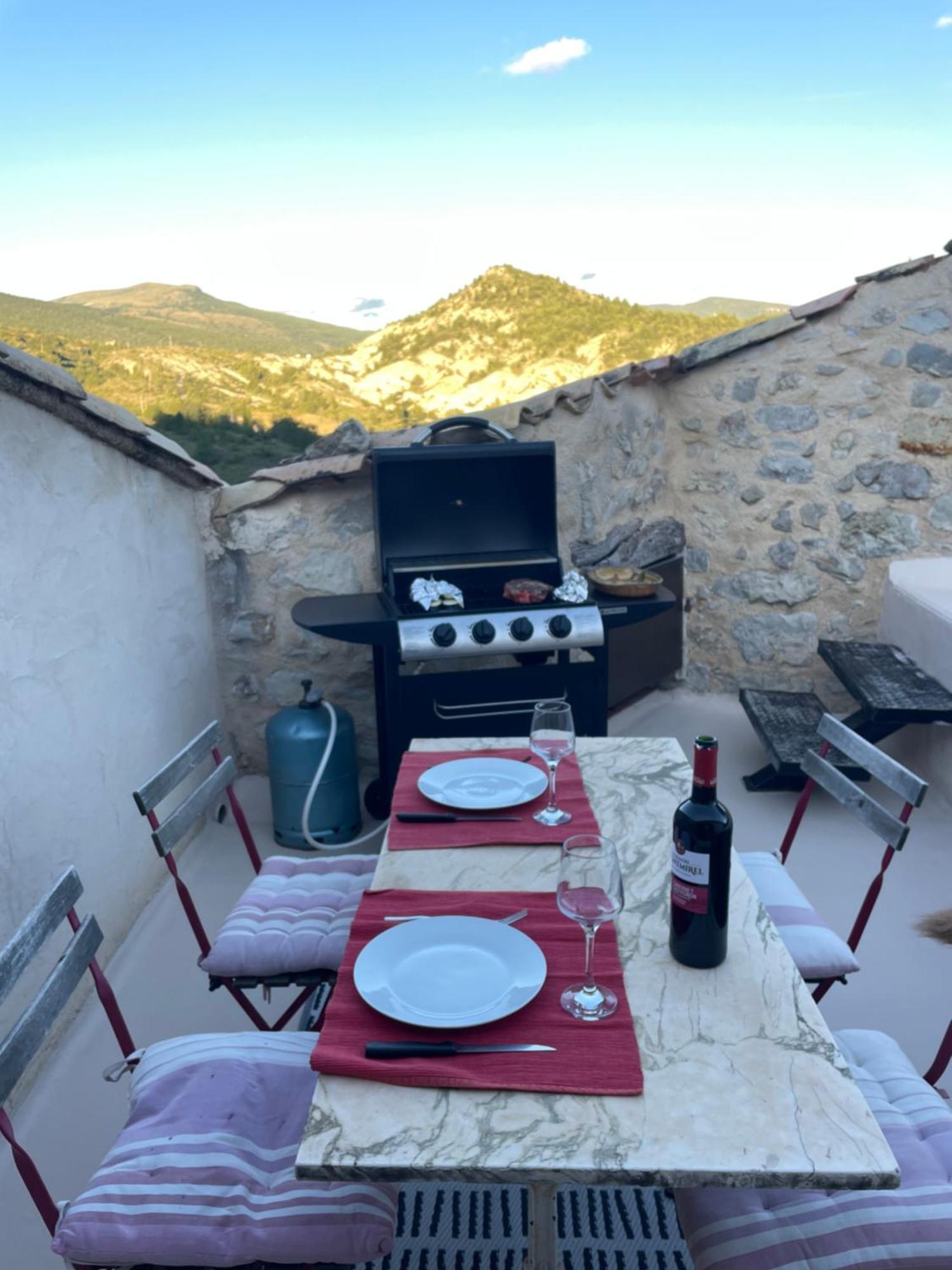 La Maison De Vergol Montbrun-les-Bains Esterno foto